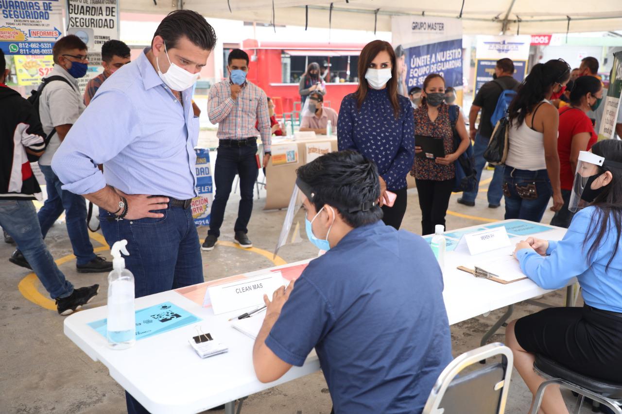 Lleva Cienfuegos feria del empleo a Valle dw Santa Lucía