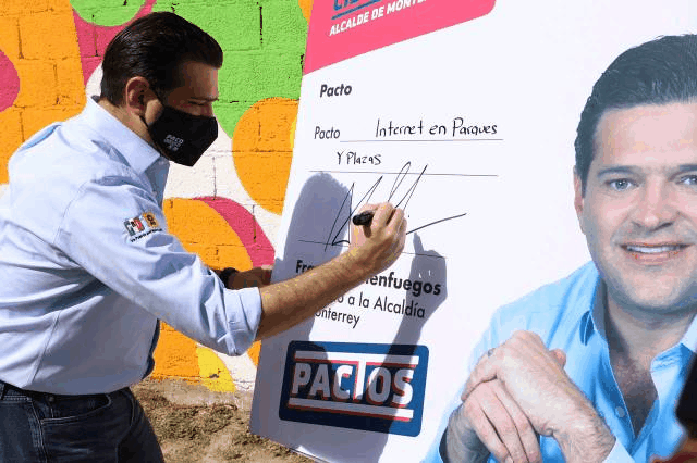 Paco Cienfuegos pacta llevae internet gratuito a parques y plazas públicas