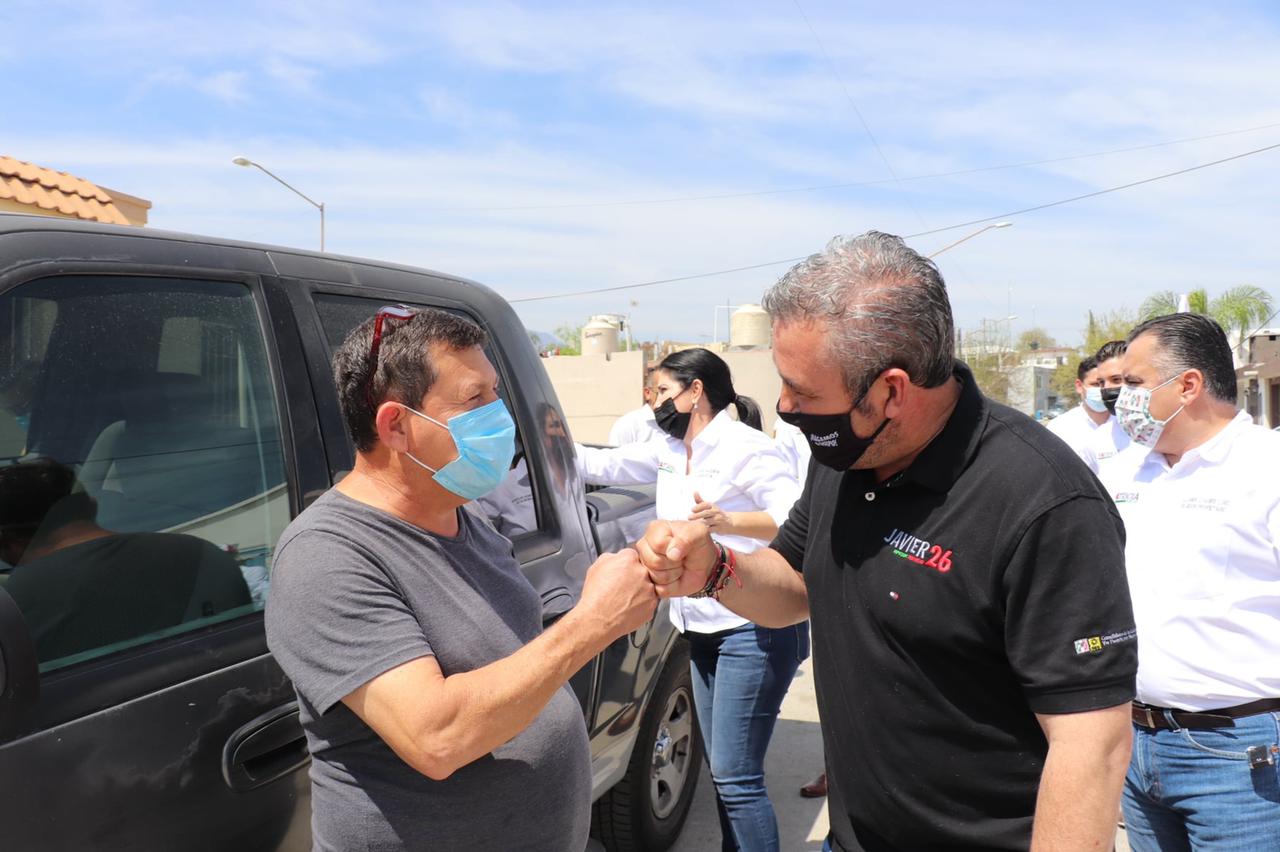 Se compromete Javier Caballero a bajar tarifas de la luz en Allende