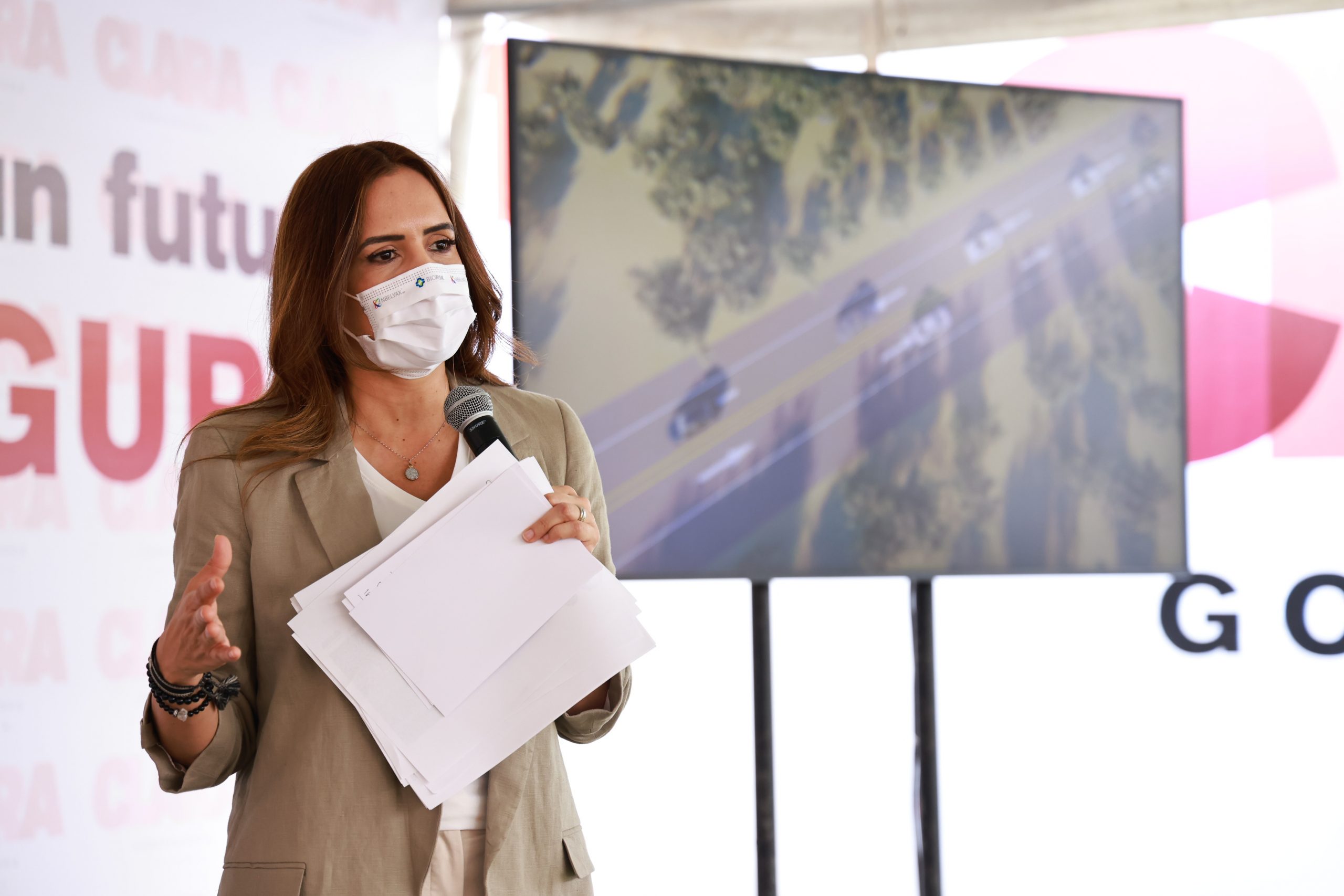 Detonara Clara Luz inversión, exportaciones y empleo con carretera La Gloria-Puente Colombia