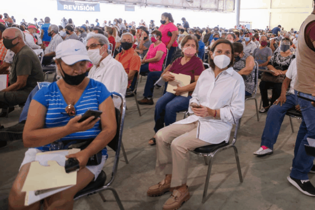 Inicio de Programa Nacional de Vacunación contra Covid-19 en Guadalupe