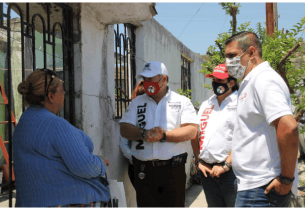 Provechosa visita de Miguel Ángel Salazar a la Colonia Infonavit 4º sector