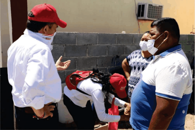 Urteaga visita colombia: vecinos le refrendan su apoyo
