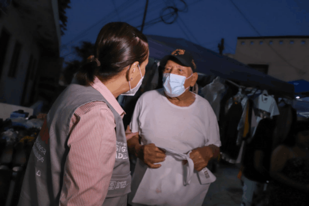Ofrece Cristina programa de consultas médicas gratuitas para adultos mayores