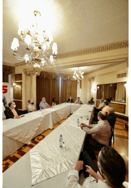 Se compromete Paco Cienfuegos a la regeneración y reordenamiento de Plaza Morelos