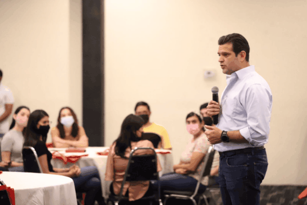 Garantiza Paco Cienfuegos seguridad e inversión en el sector salud de Monterrey