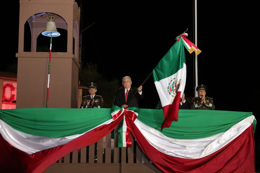 Da Sanmiguel emotivo ‘Grito’ ¡Viva México! en Cuartel Militar