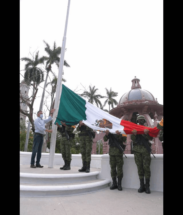 Celebra Chucho Nader 211 Aniversario de la Independencia de México