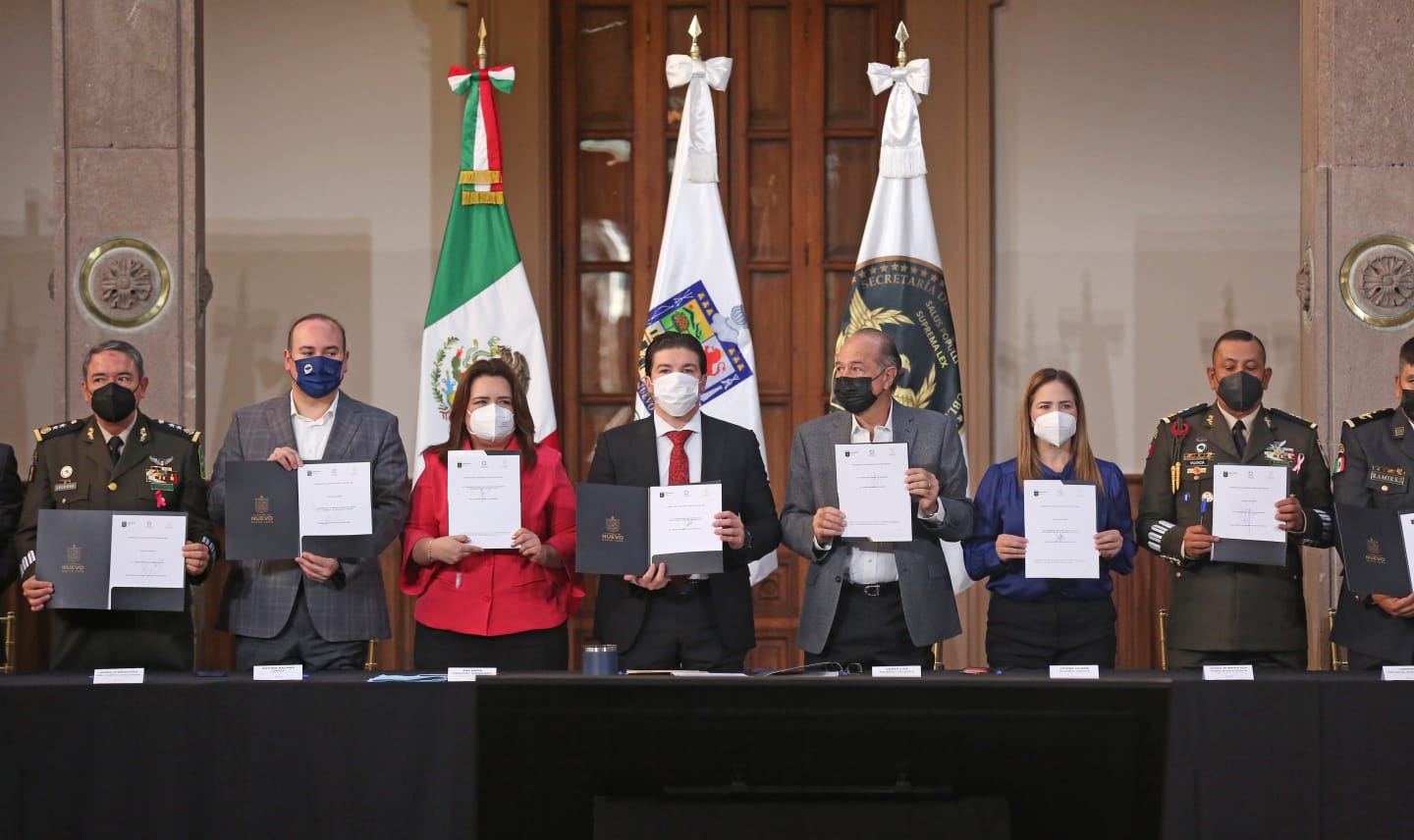 Firman acuerdo por la seguridad de Nuevo León