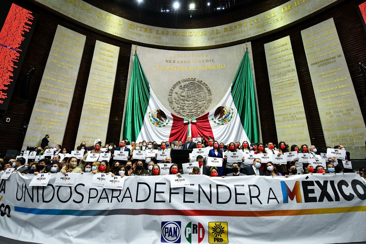 “Vamos a la batalla por las familias mexicanas en el debate del presupuesto 2022” Alejandro Moreno
