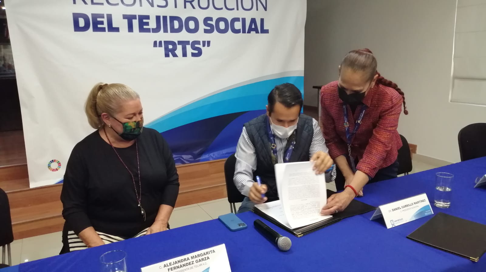 Gobierno de San Nicolás firma convenio de colaboración con TELAR A.C. para reconstrucción del tejido social