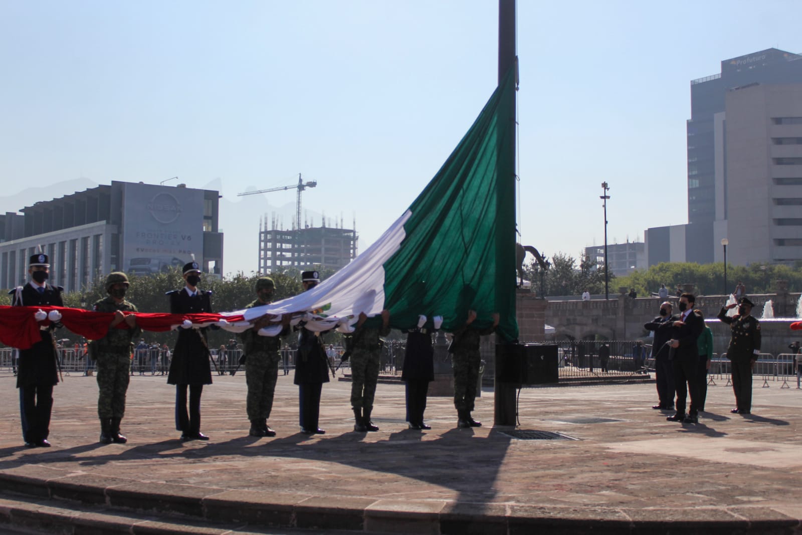 Festejan el 111 aniversario de la Revolución Mexicana con desfile