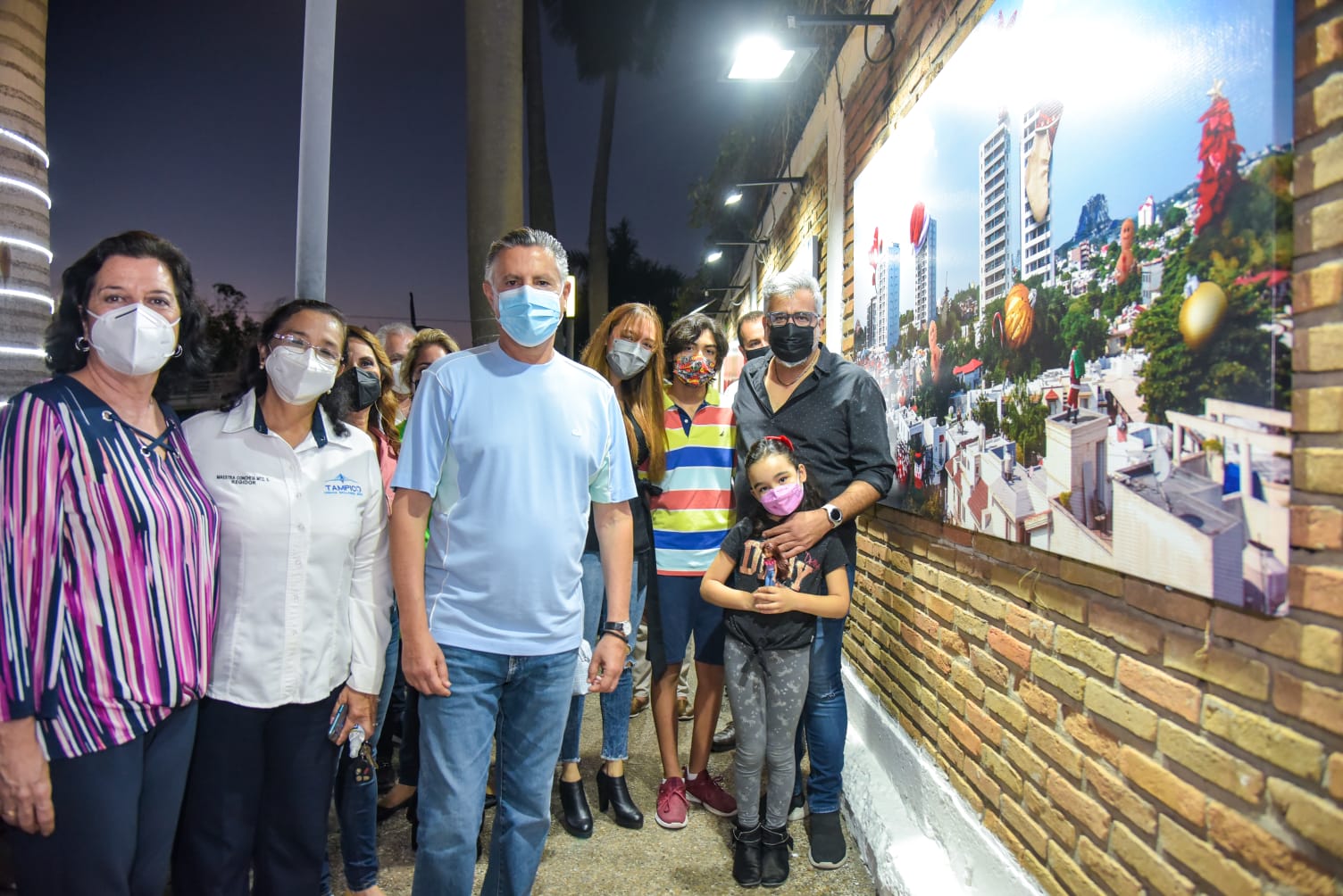 Inaugura Chucho Nader Paseos Náuticos Nocturnos en Canal de la Cortadura