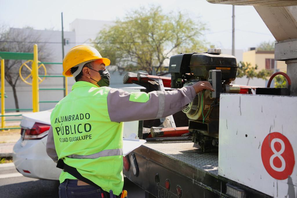 Garantizan en Guadalupe atención de reportes de alumbrado público