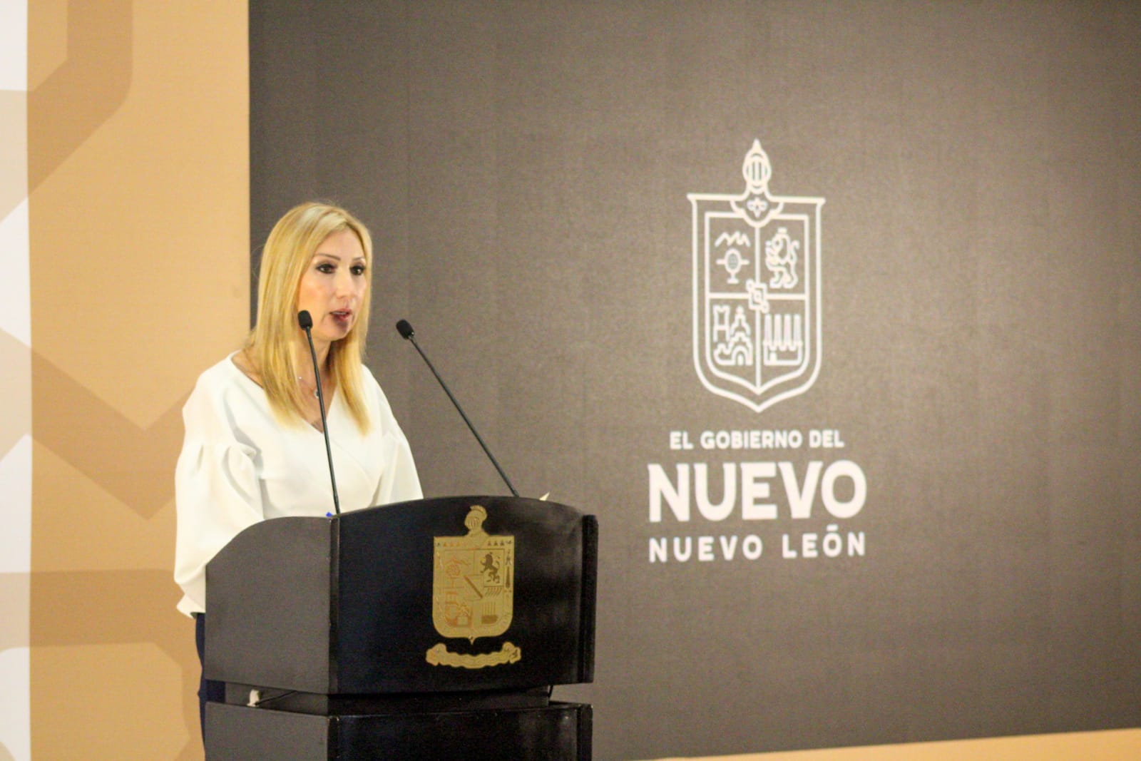 Comienza el año con mil 393 casos de Covid-19 en Nuevo León