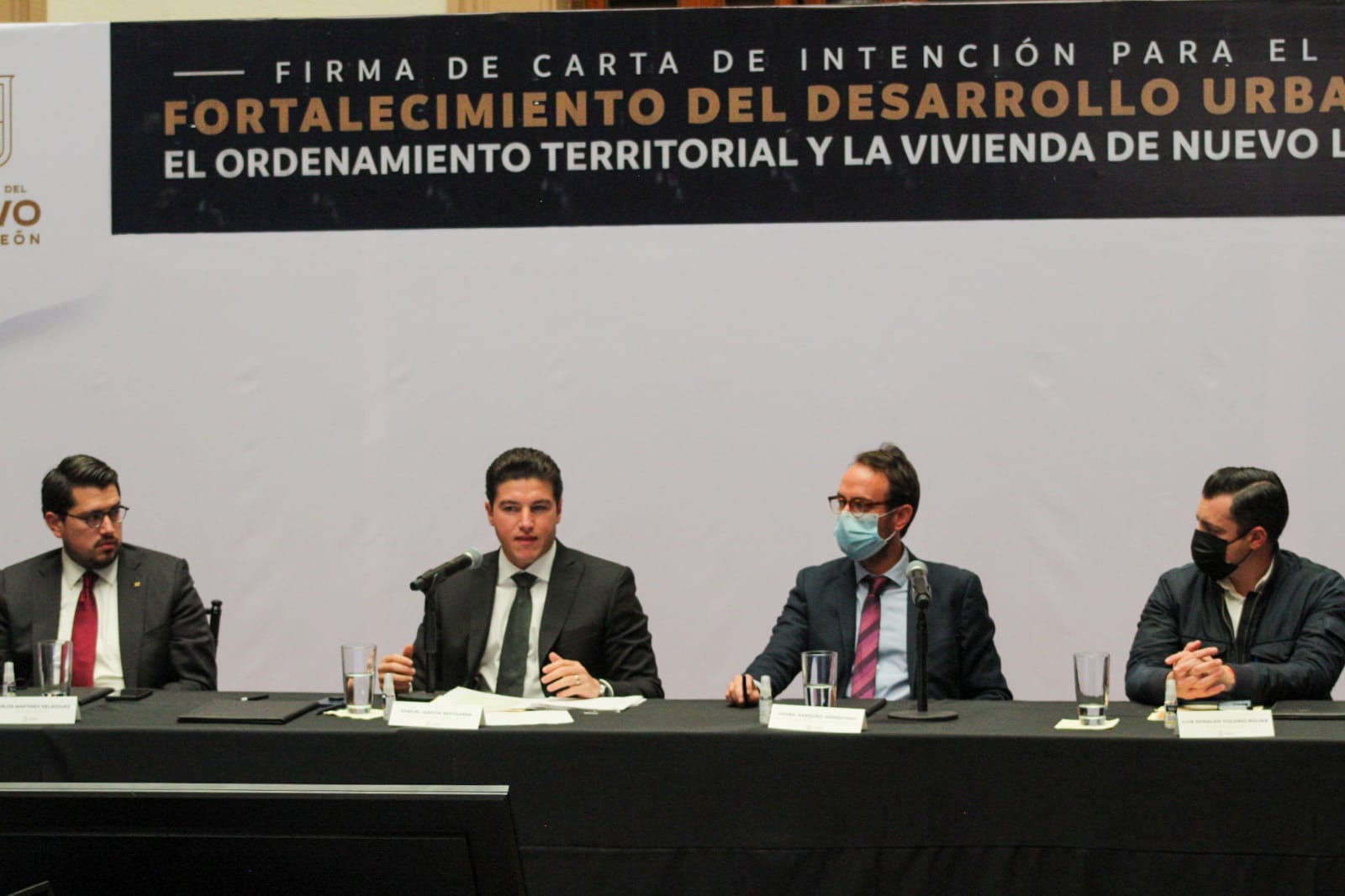Nuevo León busca mejorar el crecimiento urbano en alianza con Infonavit