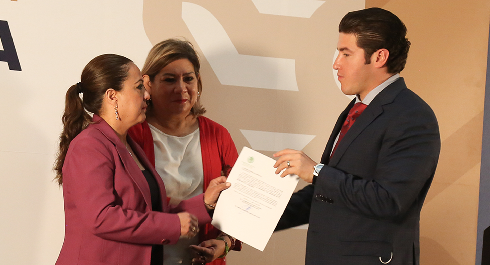 Designan a Eusebia González como encargada de la Secretaría de las Mujeres