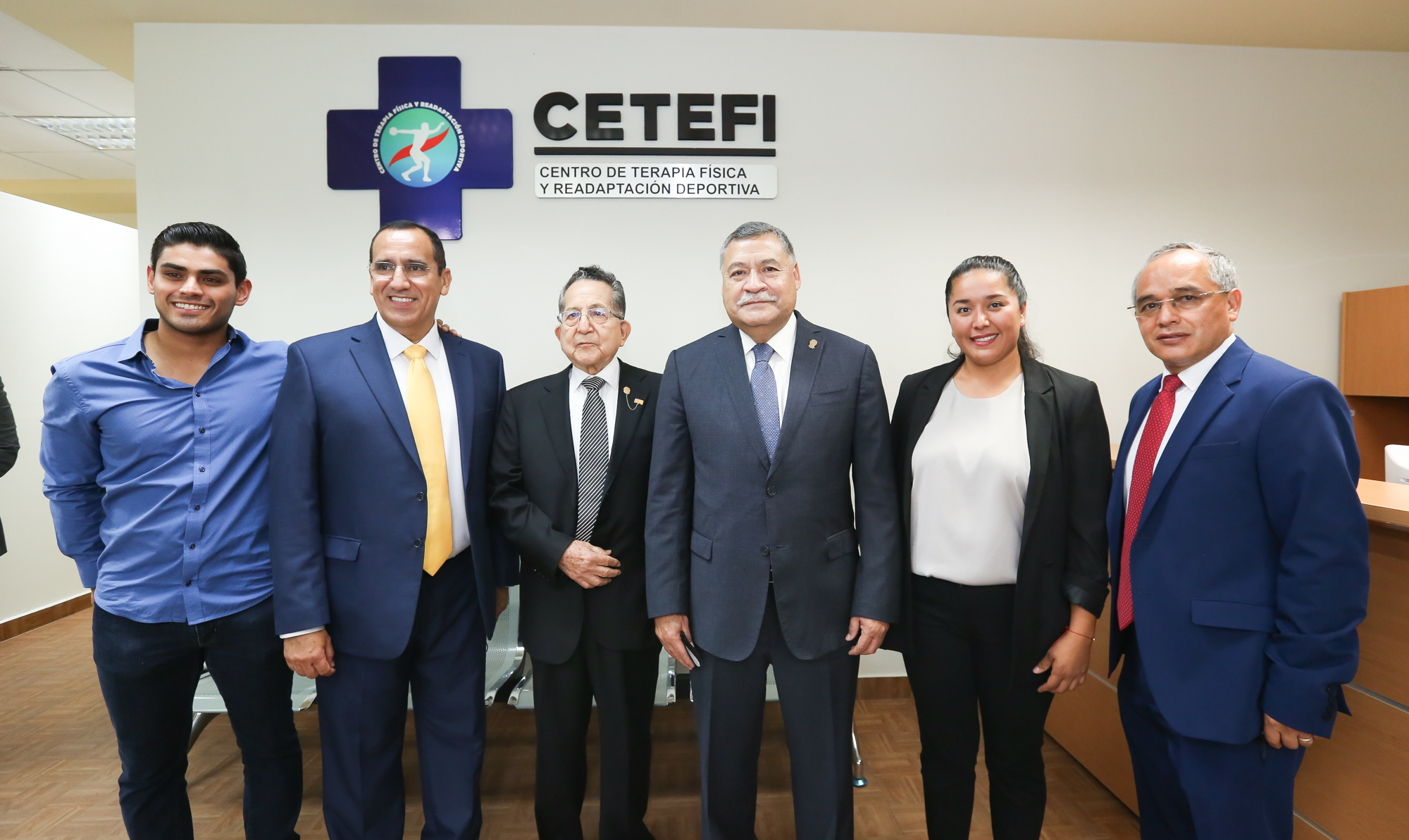 Inaugura UANL Centro de Terapia Física y Readaptación Deportiva