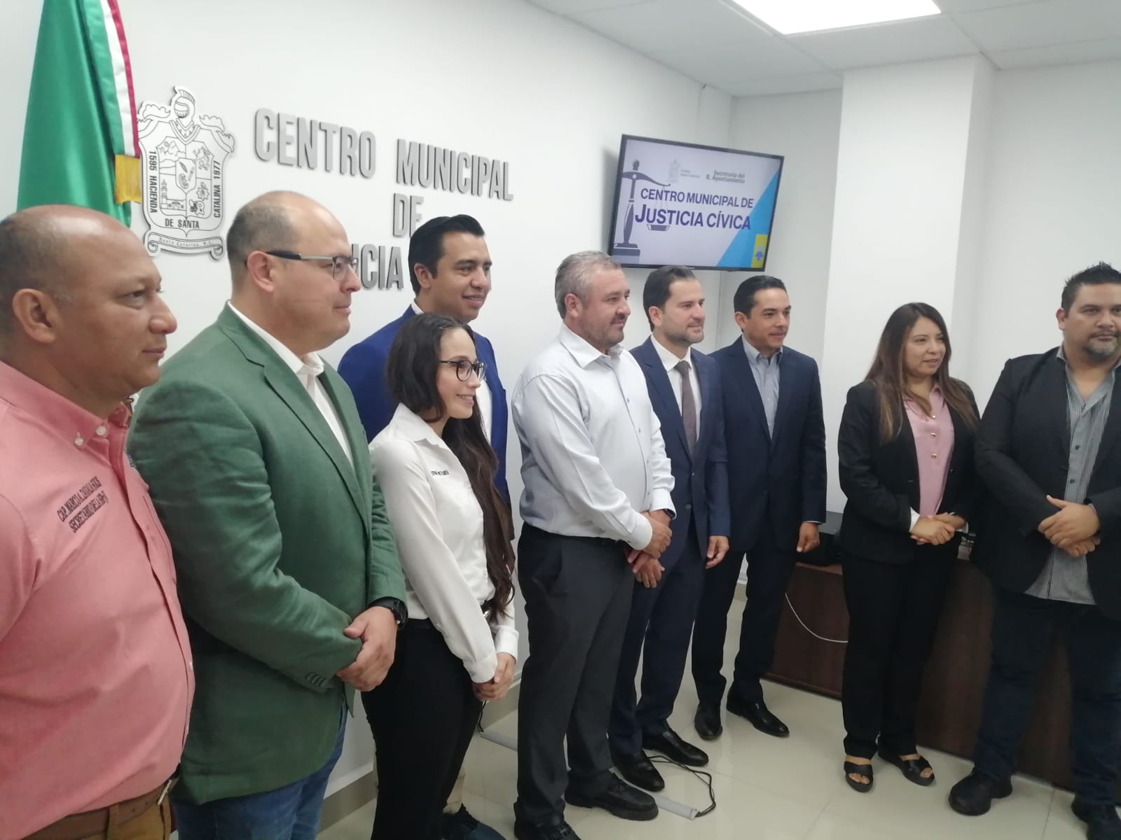 Visitan diputados Centro de Justicia Cívica en Santa Catarina