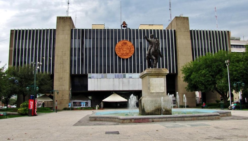 Informa Monterrey mantenimiento a su centro de cómputo