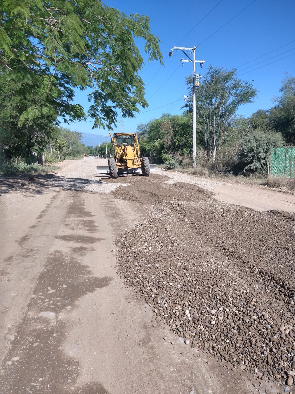 Cumple Lalo Gattás su palabra con sector rural