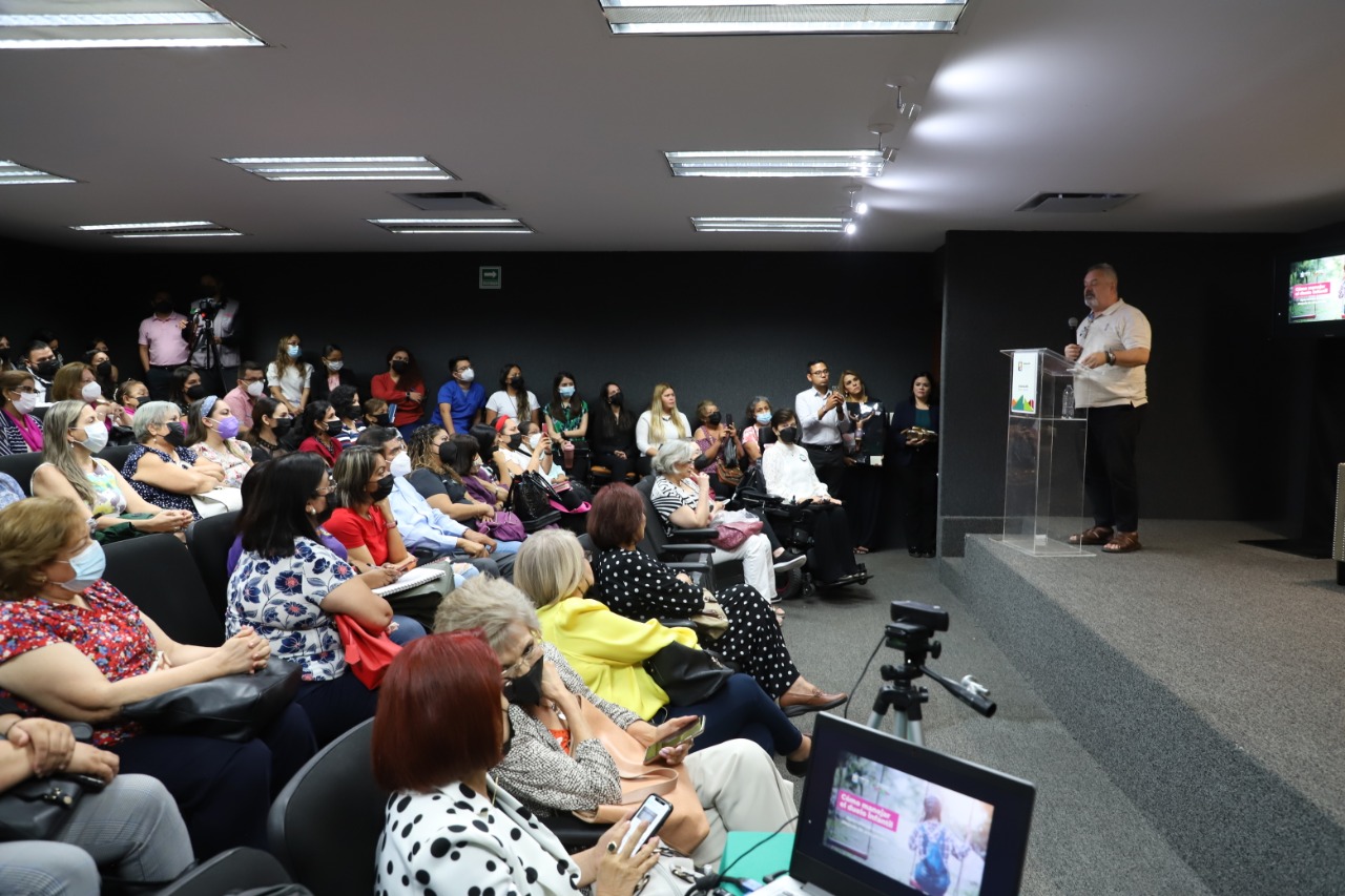 Guadalupe ofrece conferencia en ayuda al duelo infantil