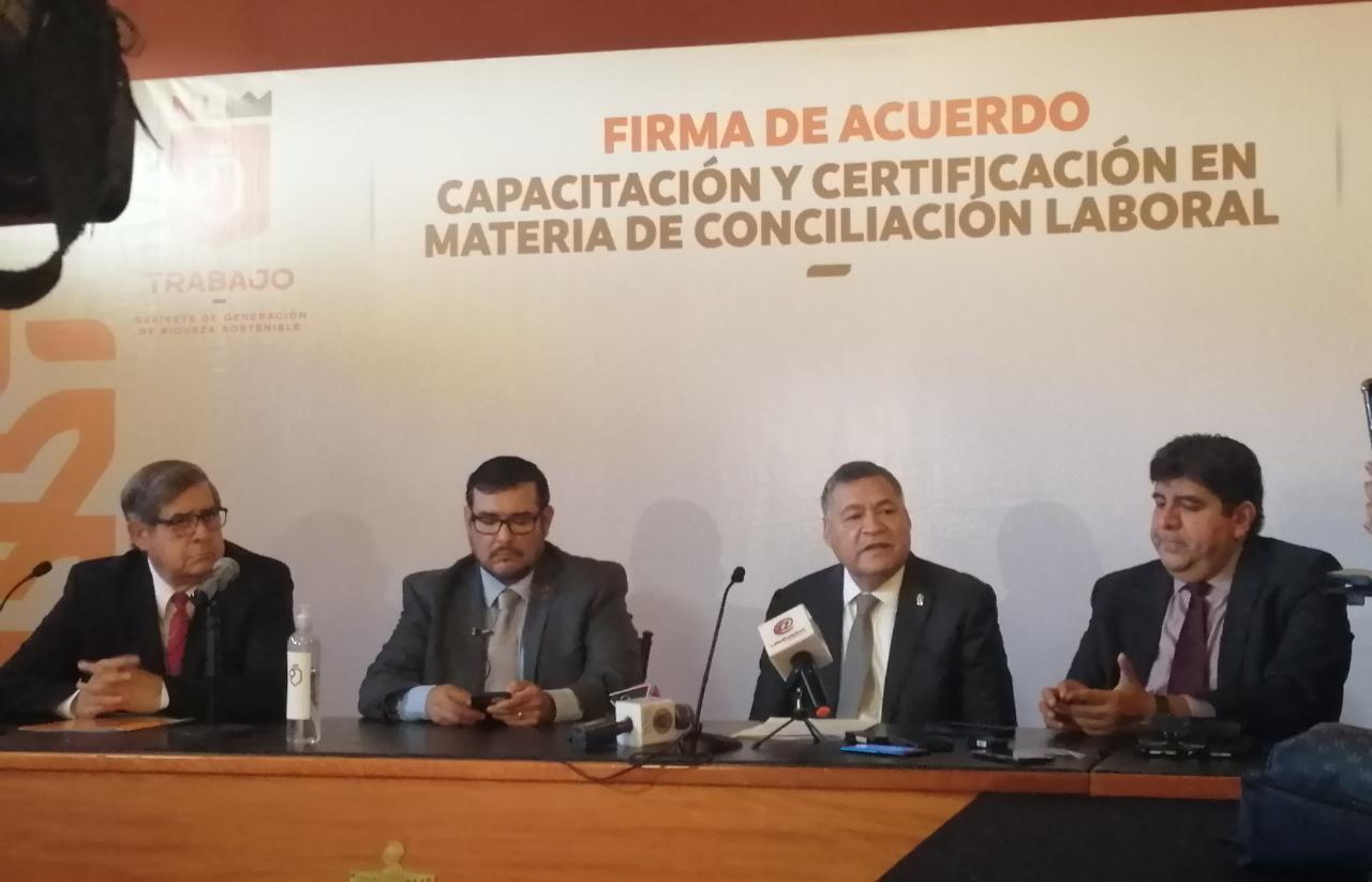 Firman FACDYC y Gobierno de Nuevo León acuerdo para instruir conciliación laboral
