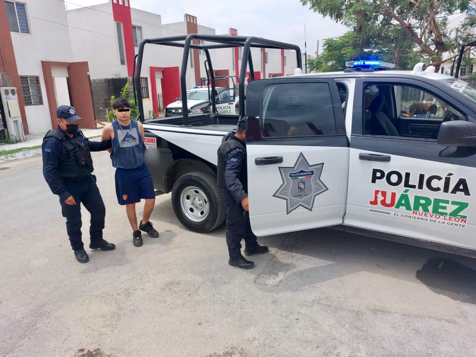 Detienen a dos sujetos por delitos contra la salud en Privada San Fernando, en Juárez