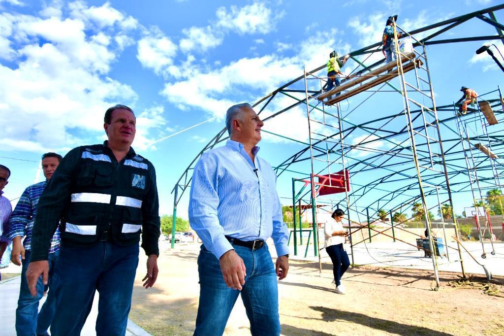 Román Alberto Cepeda supervisa obras del programa “Torreón a la obra”