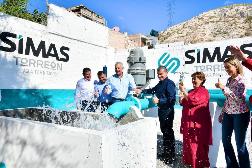 Román Alberto Cepeda González pone en operación el segundo pozo de agua perforado en su Administración