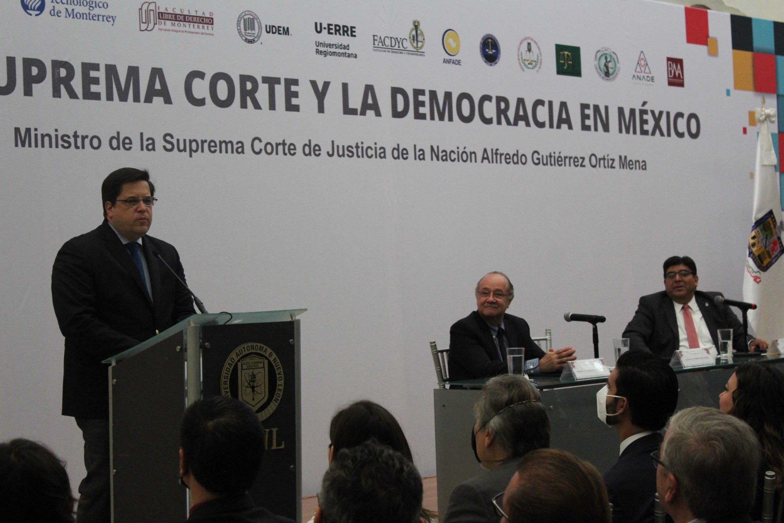 Ministro de la SCJN Alfredo Gutiérrez imparte Conferencia Magistral en Monterrey