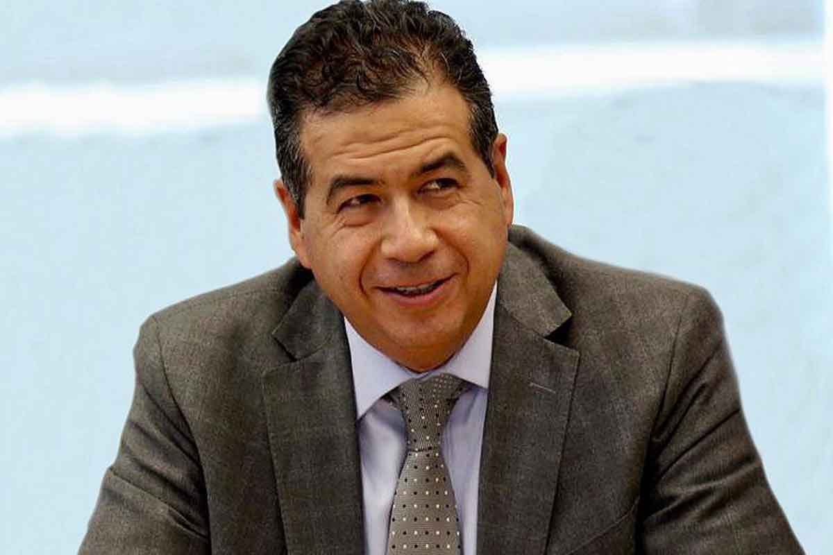 Ordena IEC bajar panorámicos a Ricardo Mejía