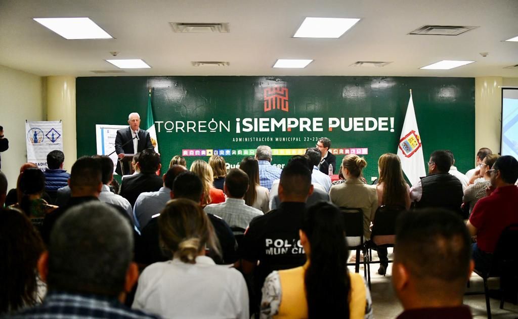 Román Alberto Cepeda González firma manifiesto anticorrupción