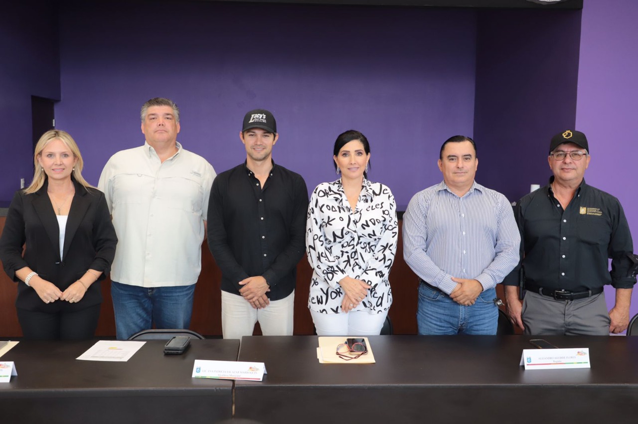 Fortaleciendo al campo y la industria, esta tarde se realizó la toma de protesta a la nueva Mesa Directiva de la Asociación de Apicultores del Municipio de Allende, Nuevo León