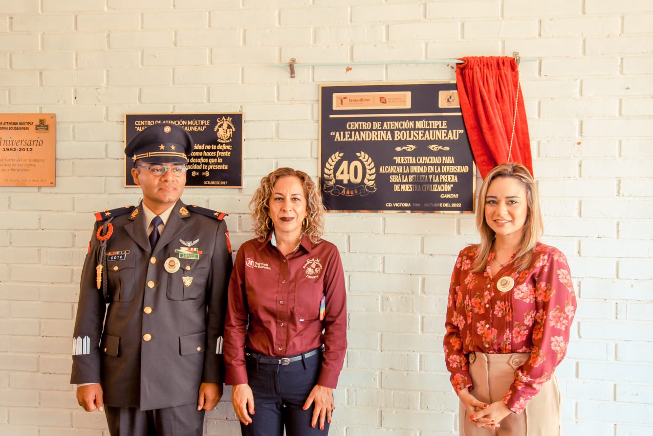 Celebra Lucy de Gattás, 40 aniversario del CAM “Alejandrina Boijseauneau”