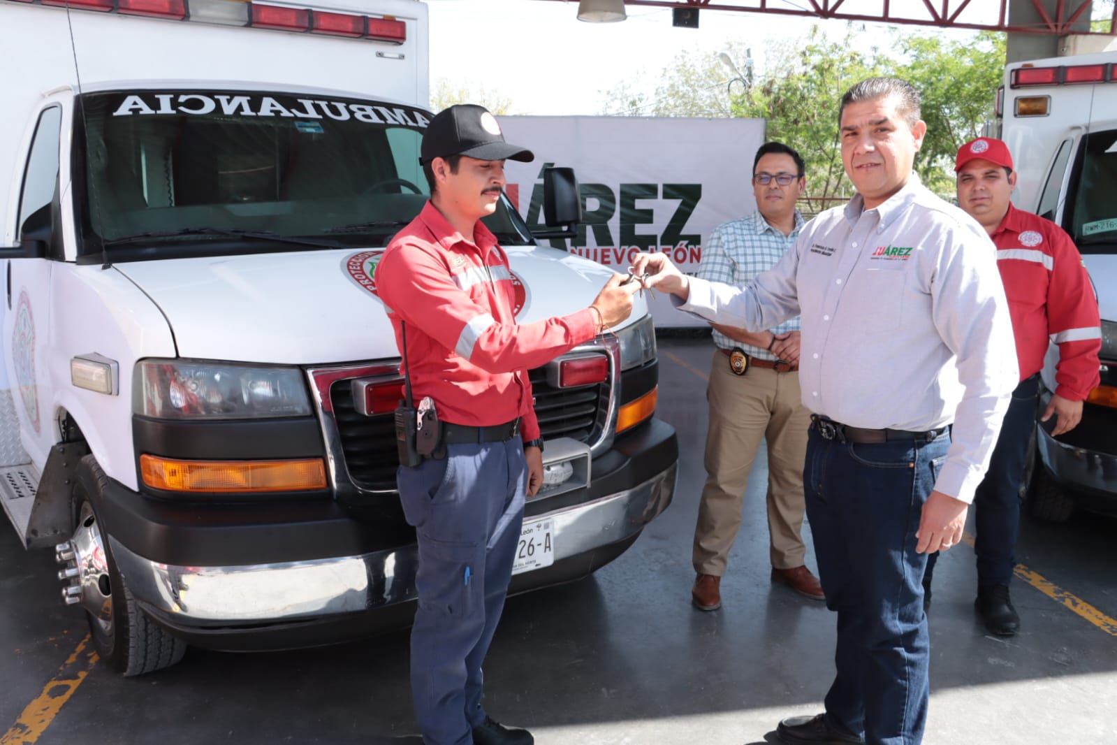 Incrementa Paco Treviño equipamiento a Protección Civil y Bomberos de Juárez