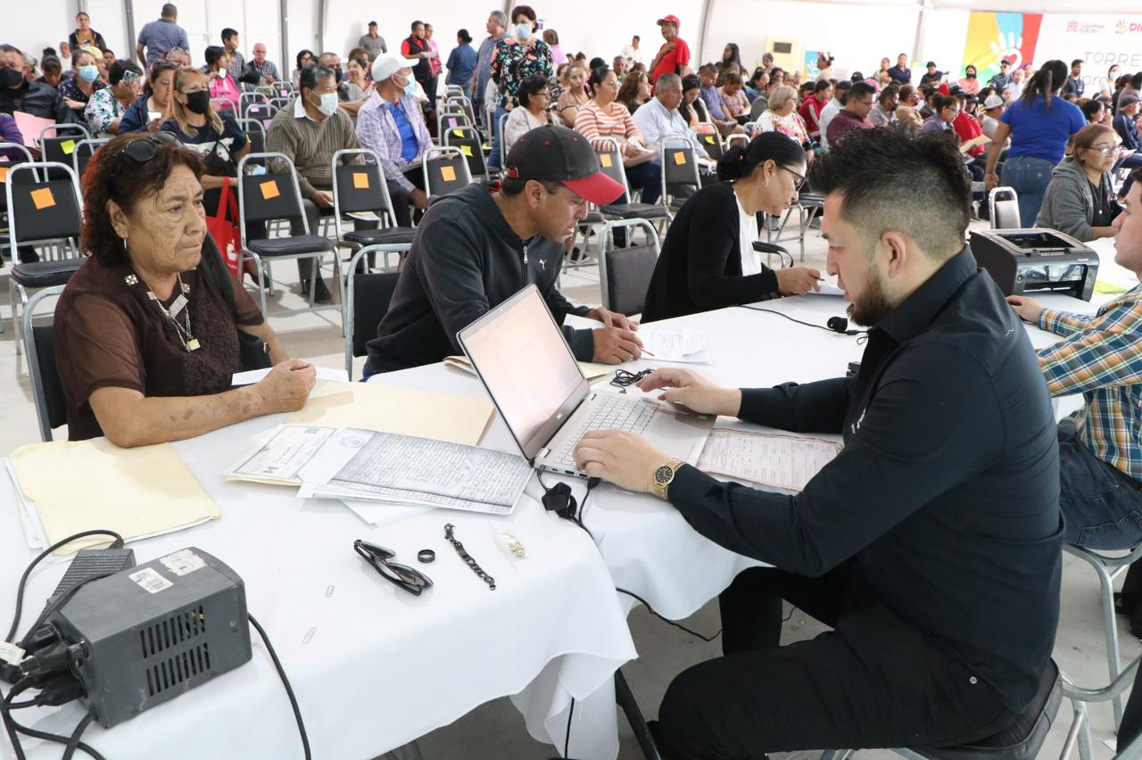 Atiende DIF Torreón a más de 1500 personas con brigada de registro civil