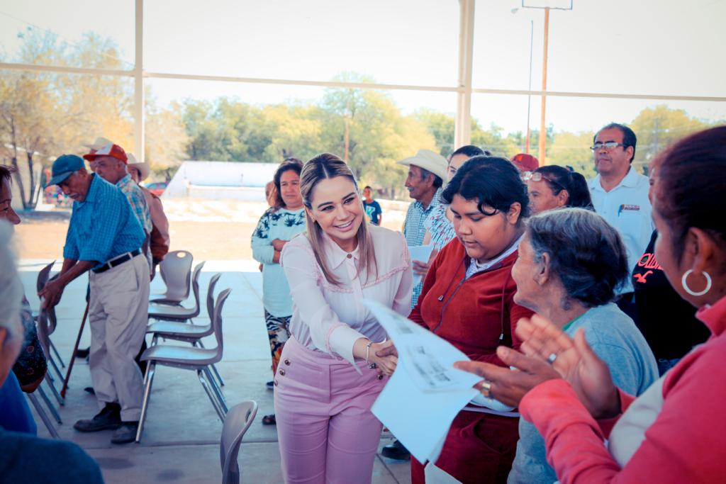 Con la voluntad de ayudar DIF Victoria entrega apoyos alimentarios