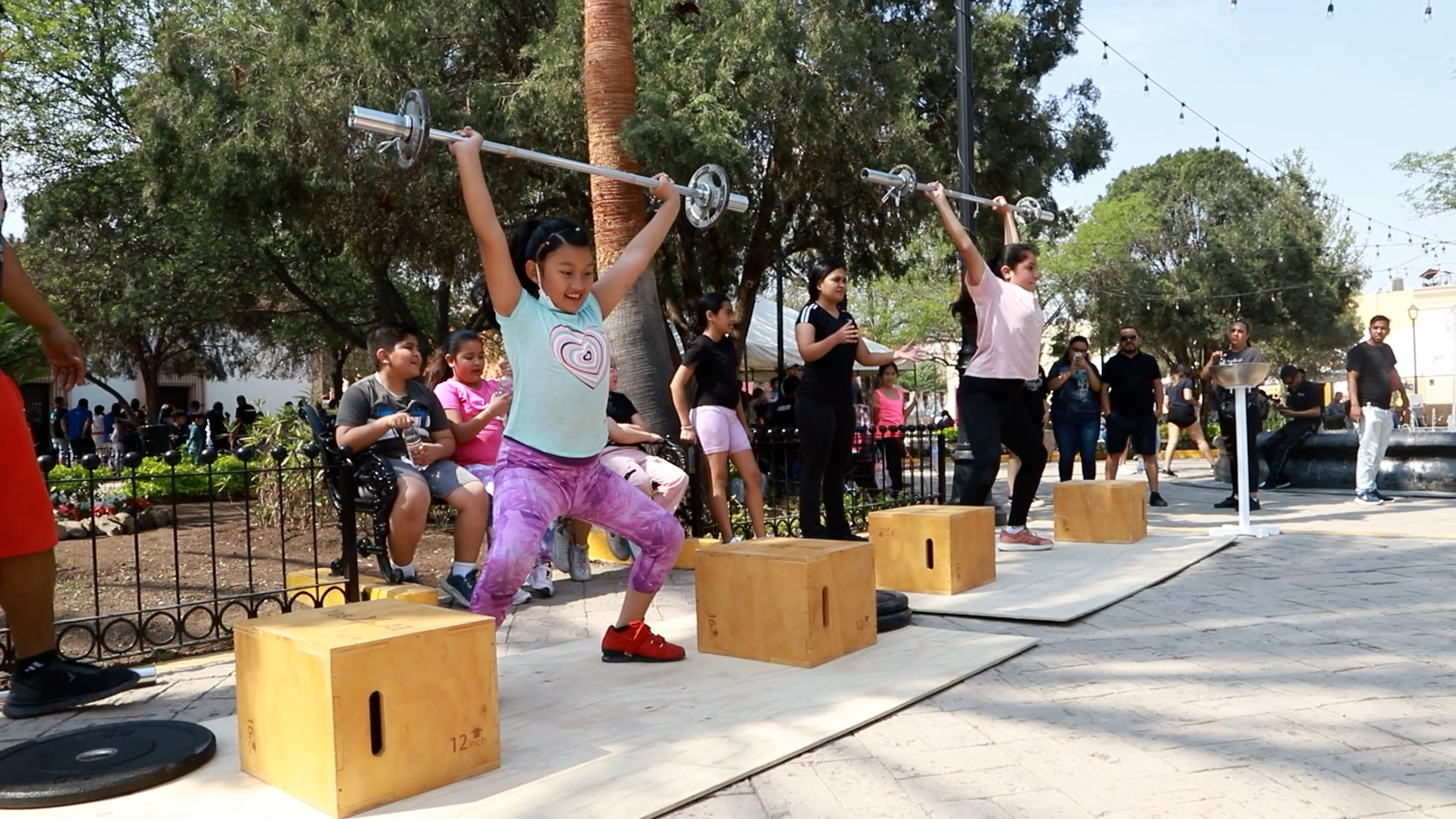 Son niñas y niños orgullo de García