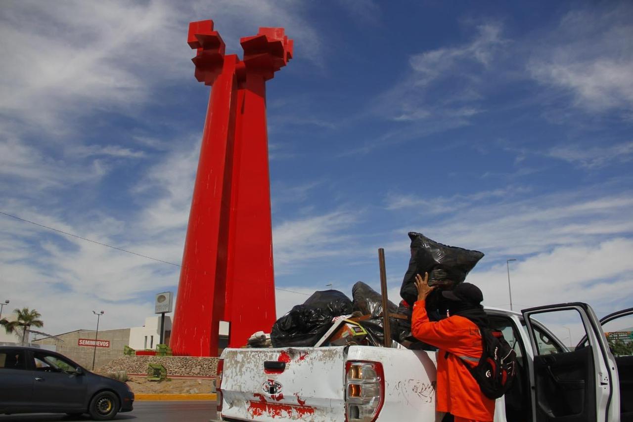 Avanza Torreón en mantenimiento a plazas públicas