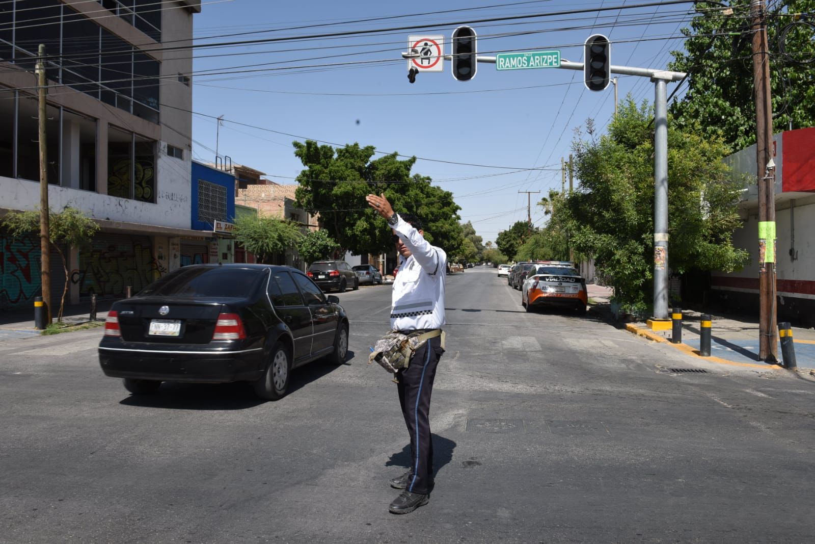 Atiende Torreón semáforos que se vieron afectados por fallas en el suministro de energía, elementos de tránsito acuden a ordenar el tráfico