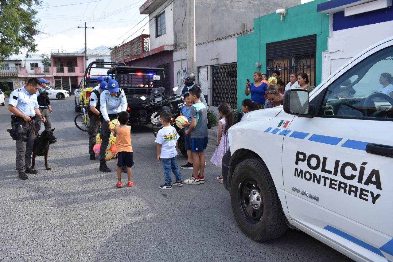 Compiten más de tres mil personas en carrera del Gobierno de Monterrey