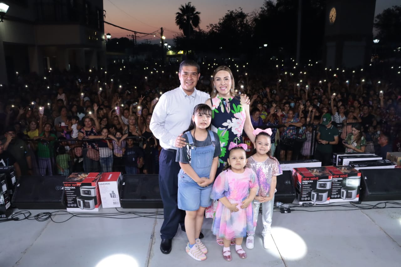Celebra Paco Treviño a madres y niños con el Festival Familiar 2023