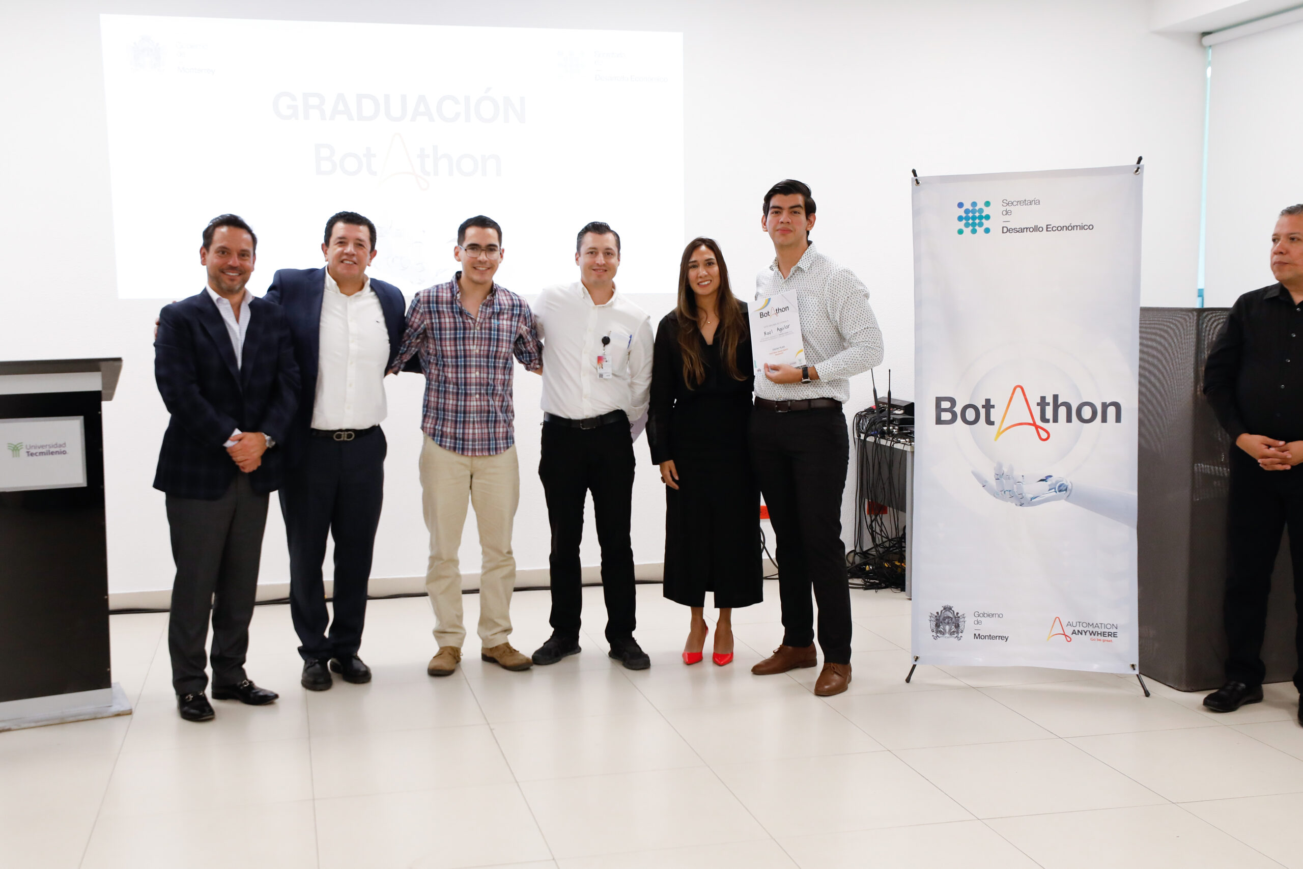 Concluye taller 2 generación del Botathon Monterrey
