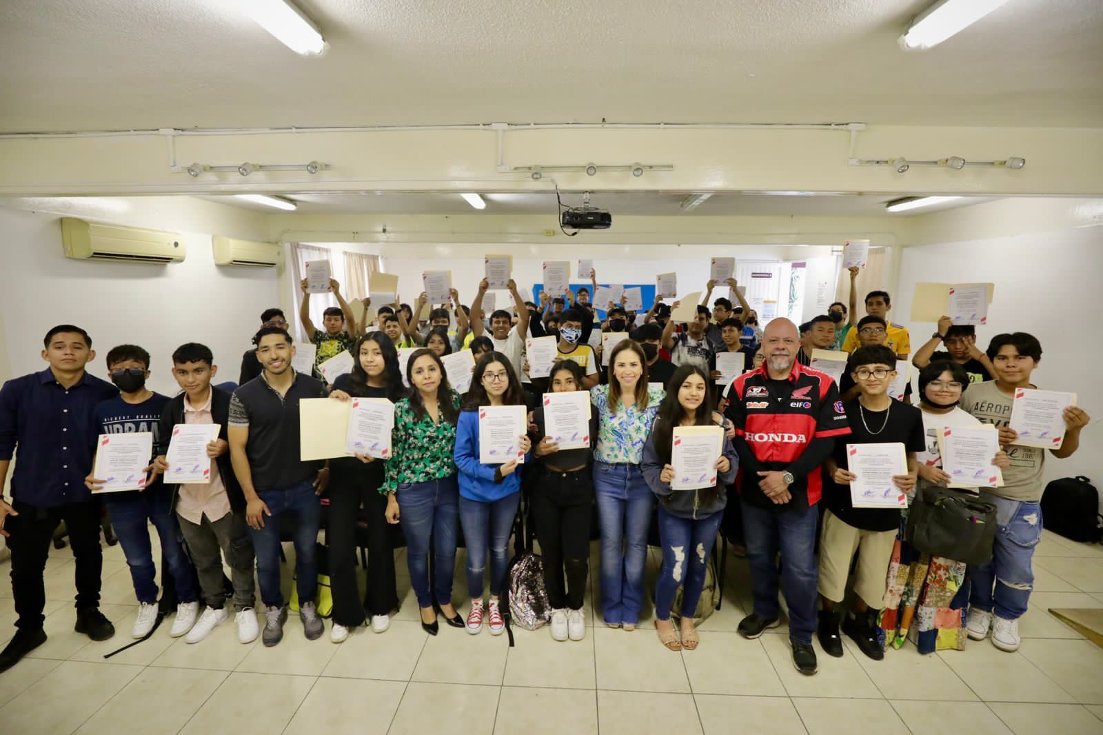 Clausura Ivonne Álvarez cursos de asesorías