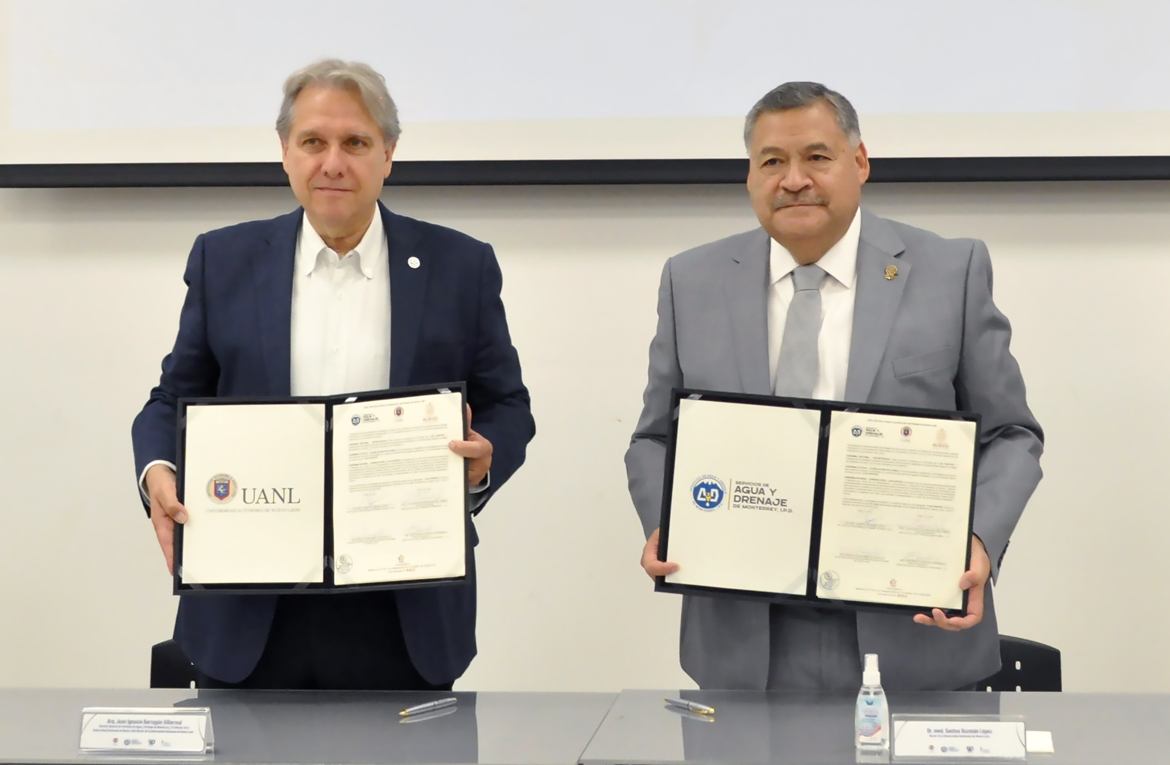 Firma UANL convenio de colaboración con Agua y Drenaje