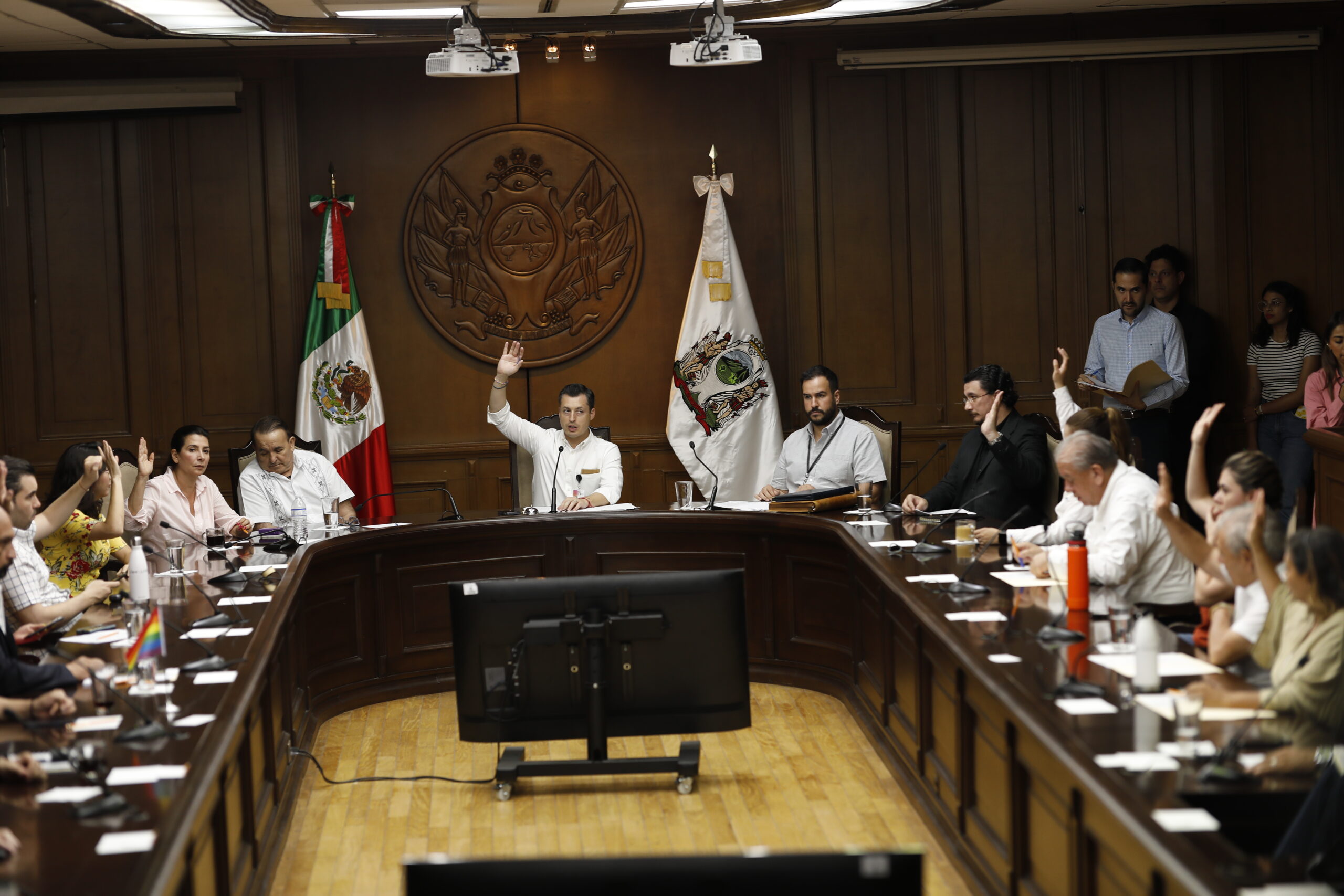 Prepara Monterrey reglamentos para digitalizar servicios municipales