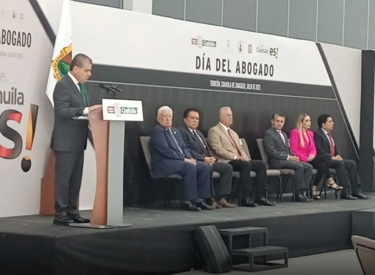 Celebran el Día del Abogado en Torreón