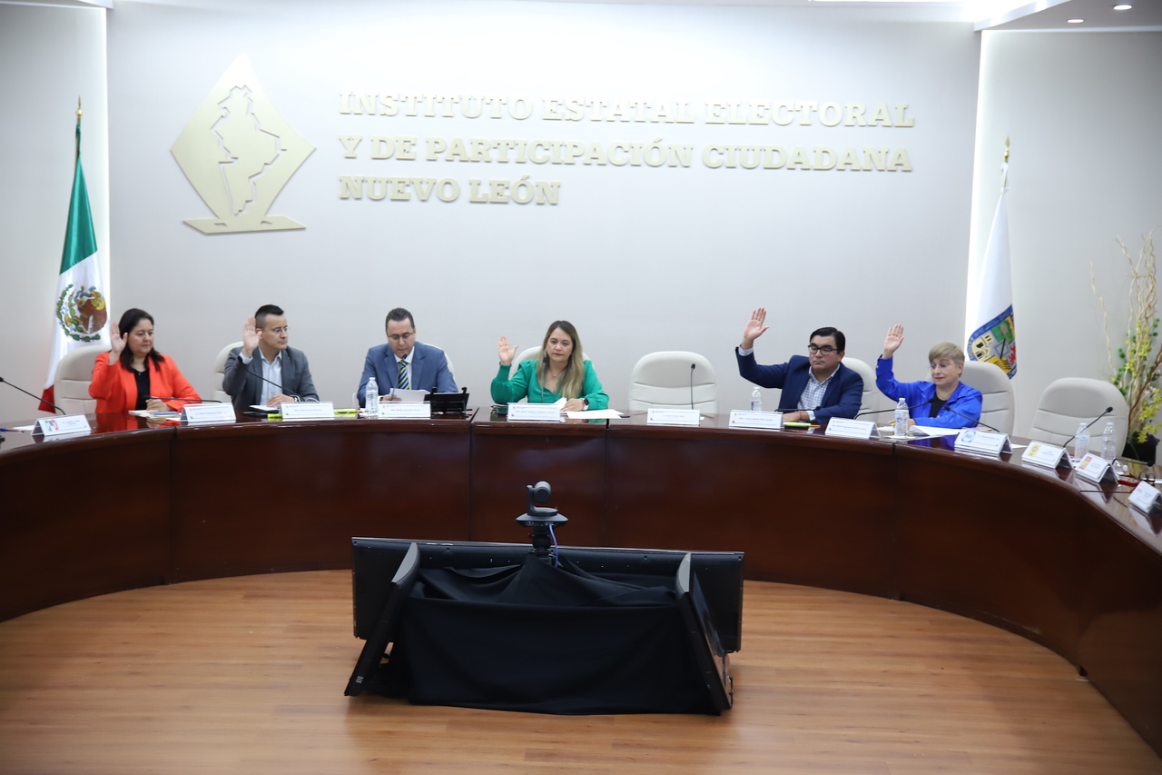 Cumple IEEPCNL con orden y da registro a nuevo partido