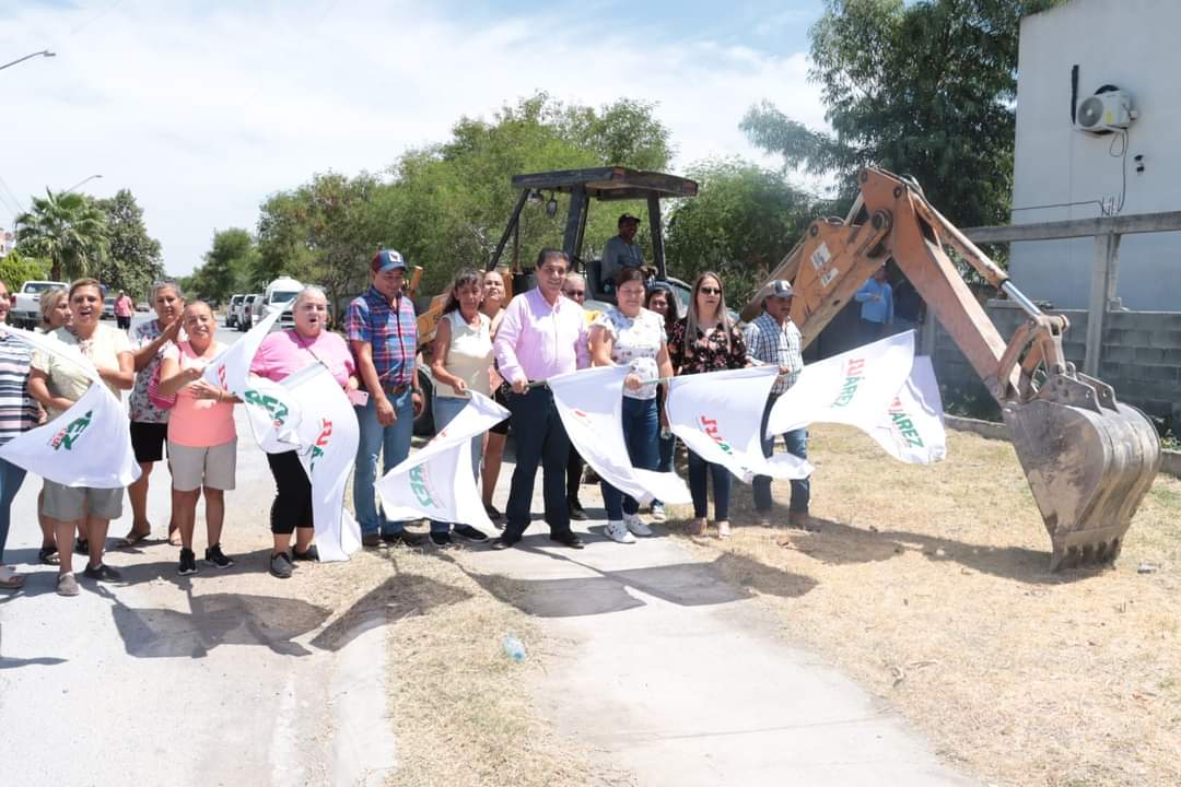 Cumple Paco Treviño mejoras en Colonia Fuentes de Juárez